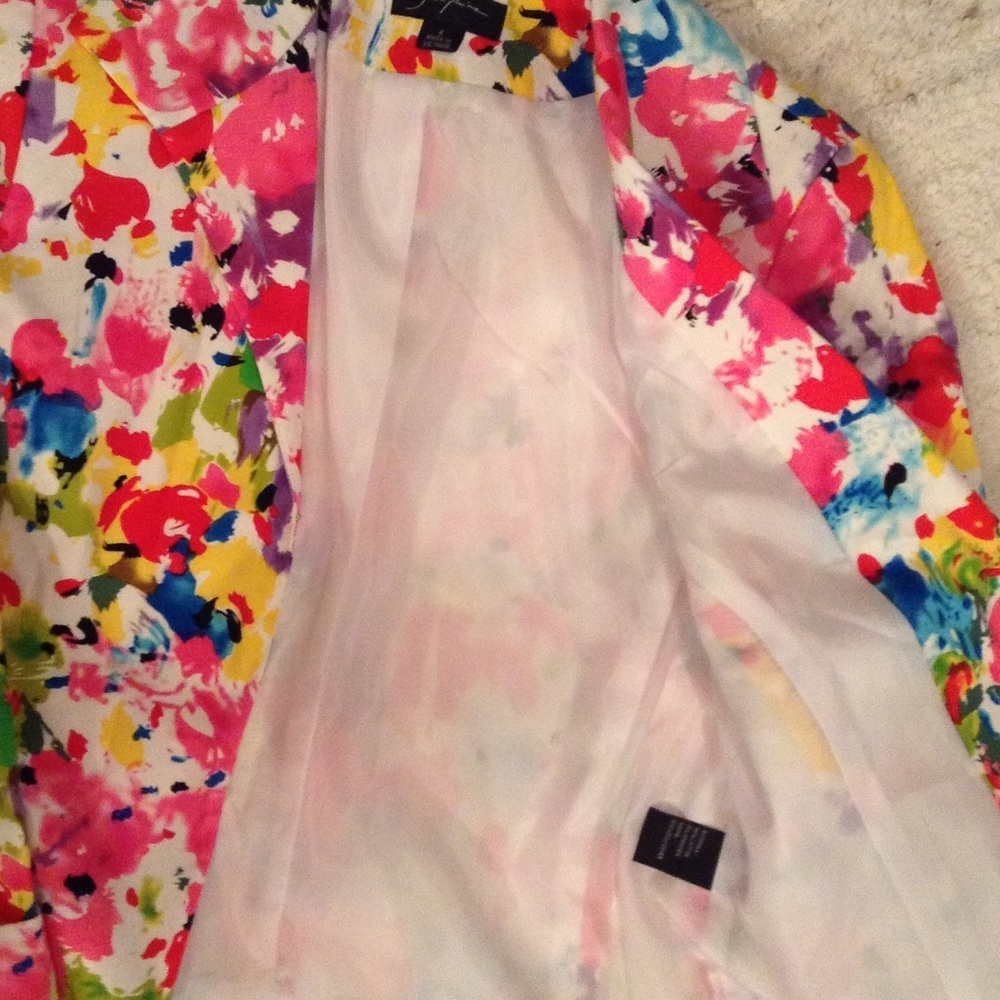 Josephine watercolor jacket - Picture 7 of 7